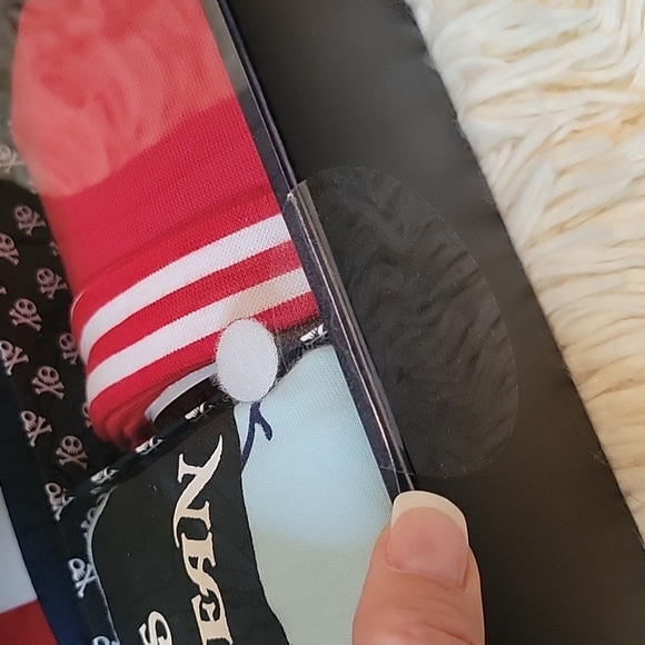 Disney Pirates of the Caribbean 12 month 4 Piece Layette Set - Picture 6 of 6